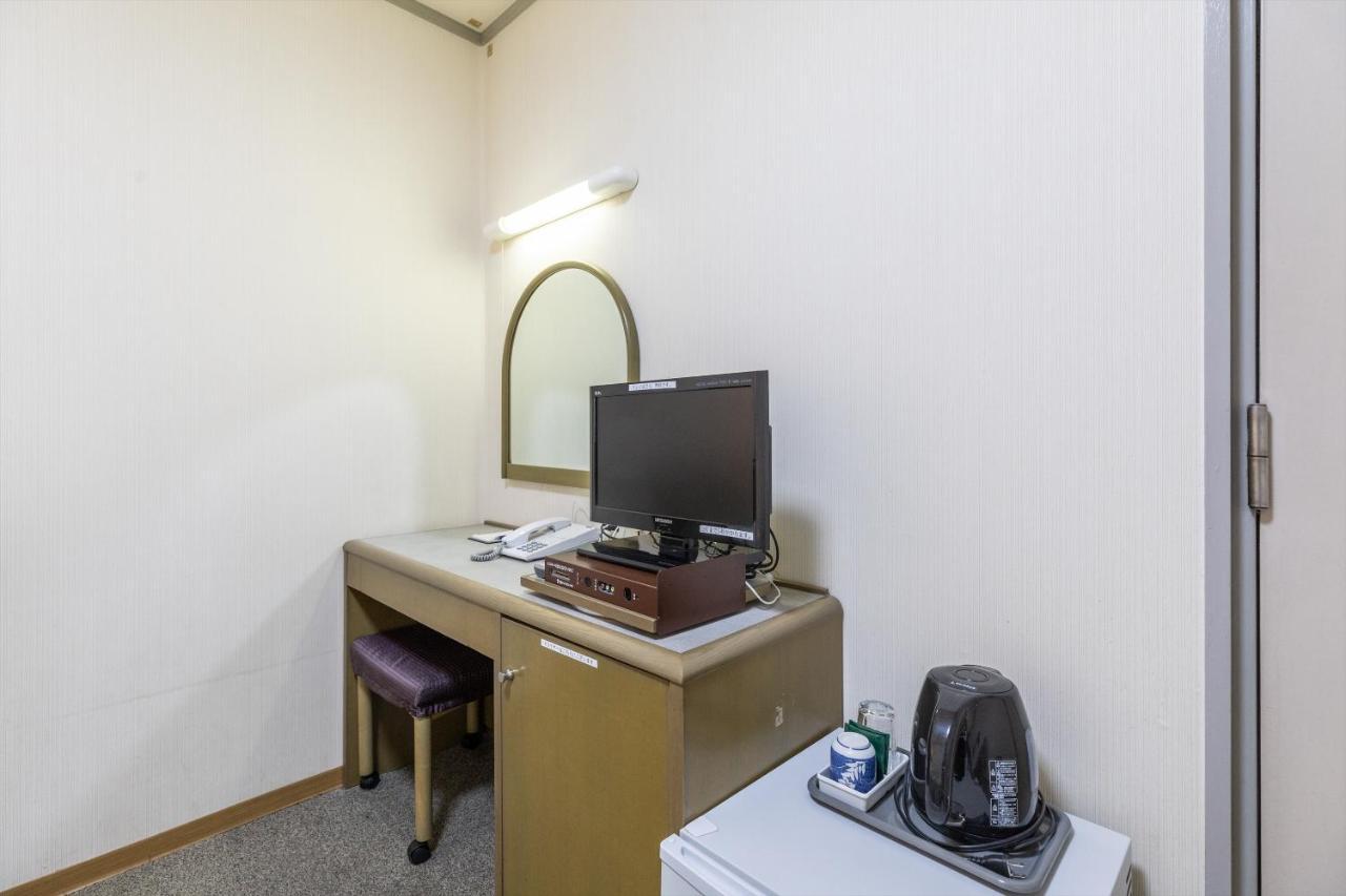 Tabist Business Hotel Takamado Shin-Omiya Nara Buitenkant foto