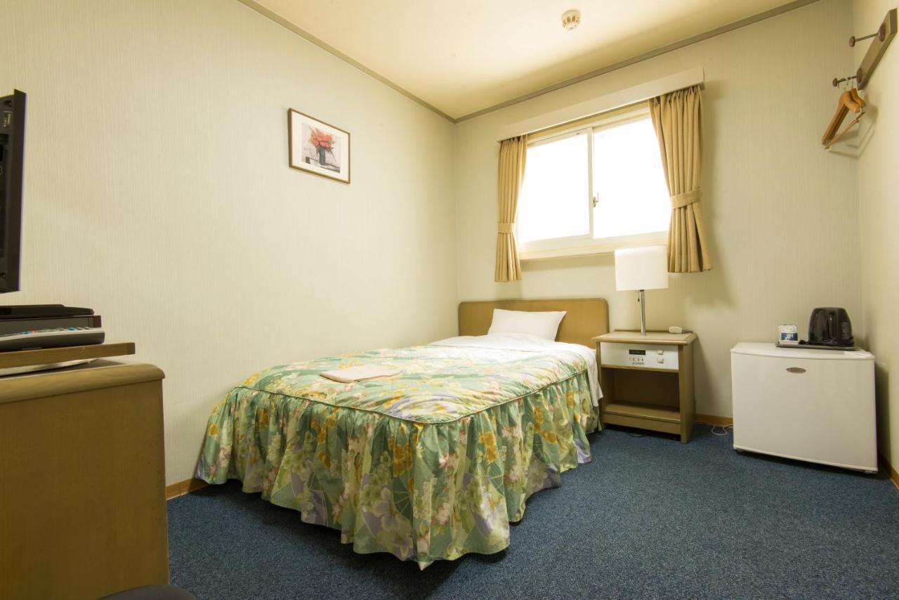 Tabist Business Hotel Takamado Shin-Omiya Nara Buitenkant foto